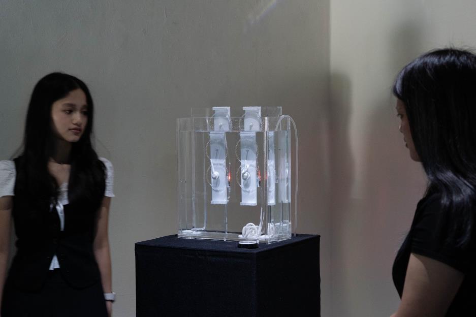 從屯區出發的奇幻旅程-2026科技跨藝特展作品_童叡瑄、葉子瑄《偷卷》