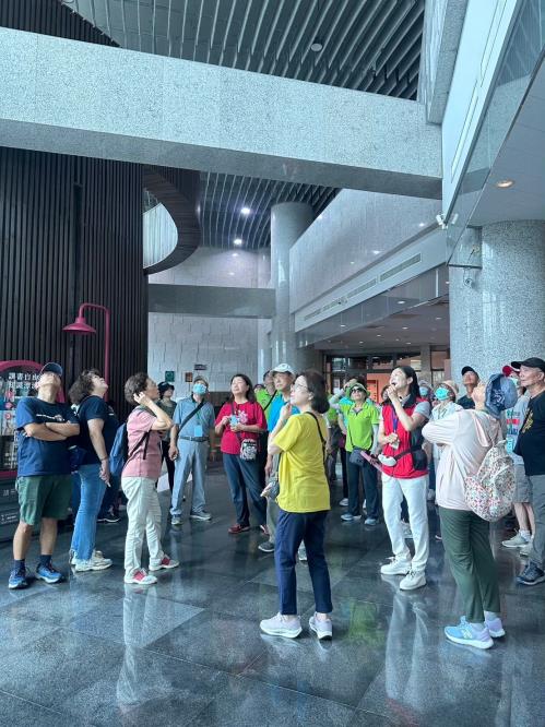 講解中心建築空間