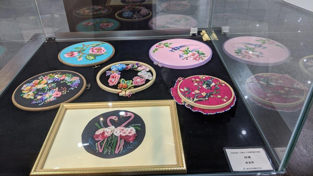 志工刺繡作品
