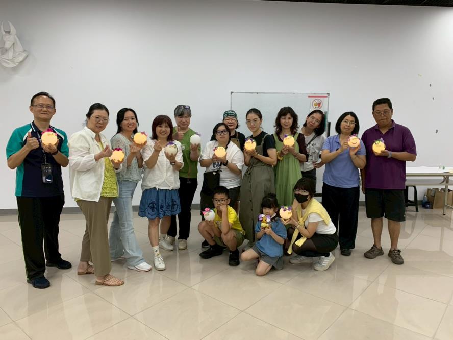 大家一起展示獨一無二成品的時刻