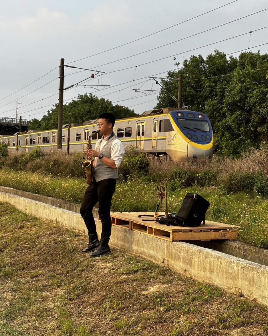 阿任-音樂喜劇表演